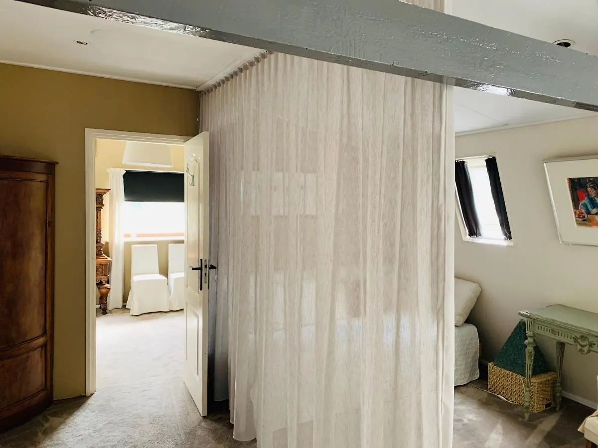 Holiday Home At The Water, Fire Place, Boat And Sup Rent, Near Amsterdam 알스메르